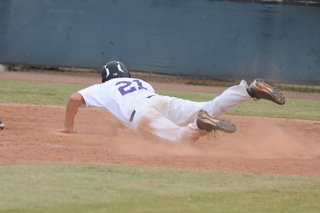 Dragons_2017-10-30 (712).jpg - (c)2010 DeVetter